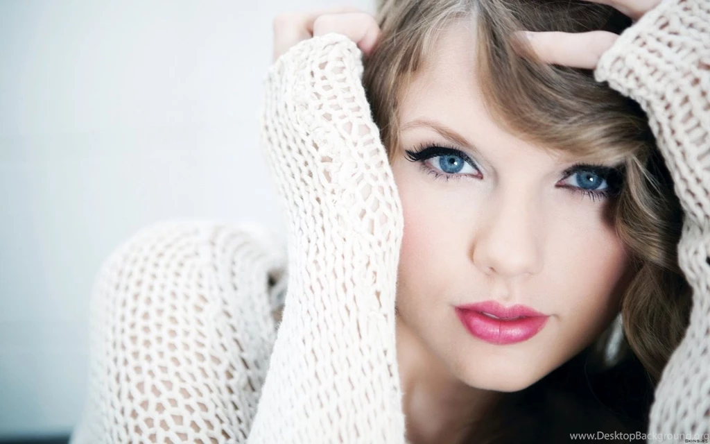 Girl Wallpapers