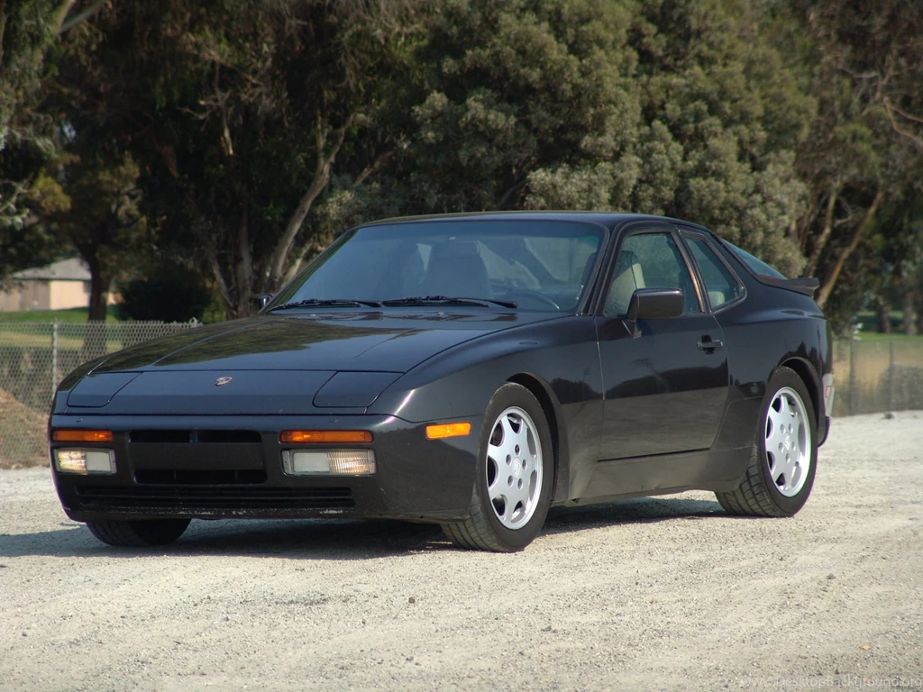 1987 Porsche 944 Turbo Images