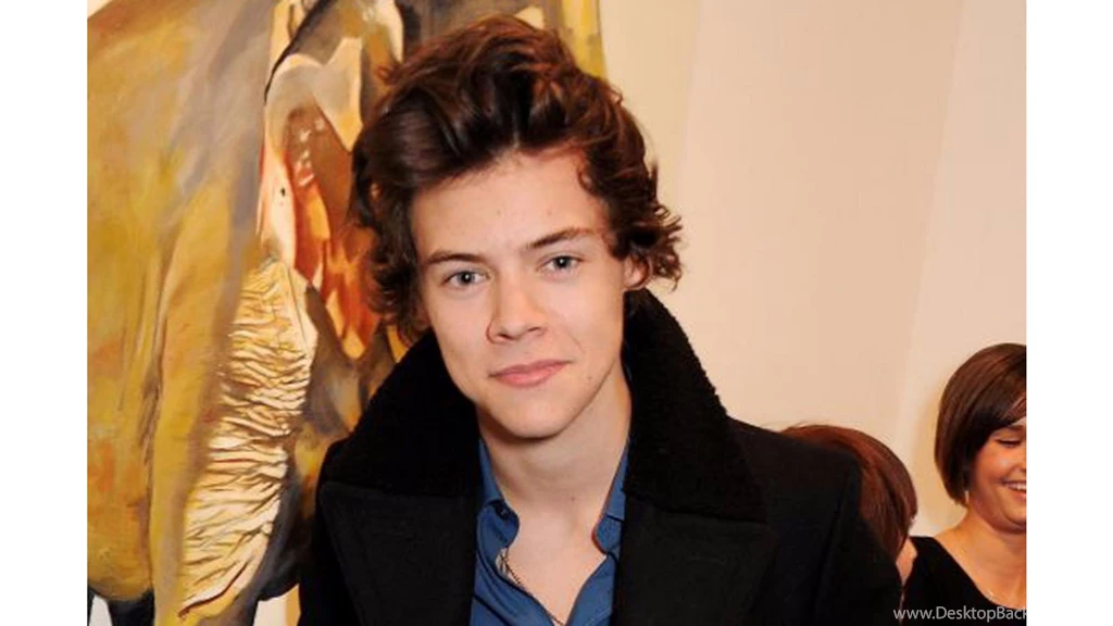 New Download 4K Harry Styles Wallpapers