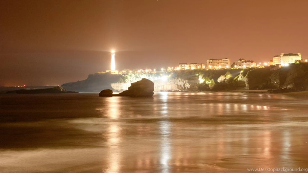 Biarritz Lighthouse, France Hd Picture 1366x768 Hd Wallpapers ...