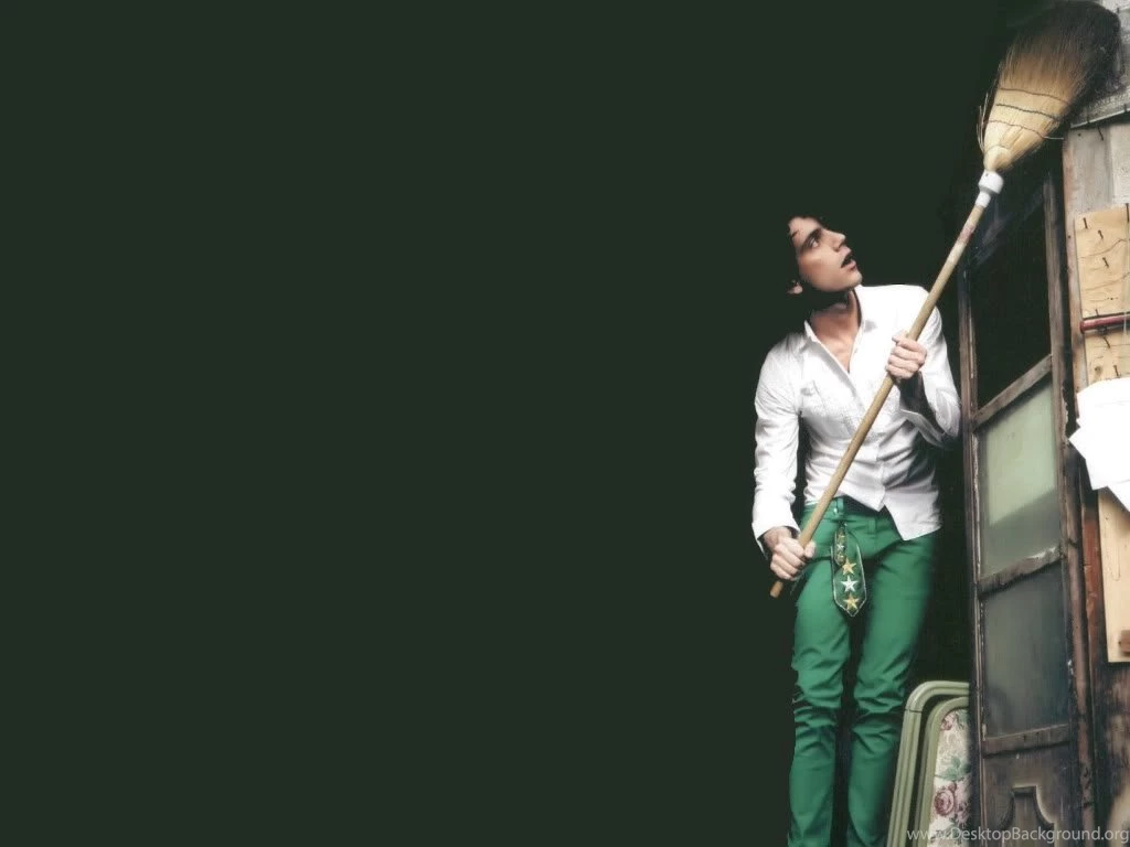 New Mika Wallpapers! Chat About Mika Mika Fan Club