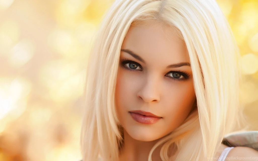 Beautiful Blonde Wallpapers