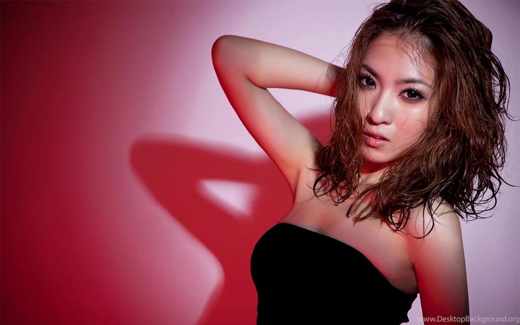 ASIAN FACE WALLPAPER (