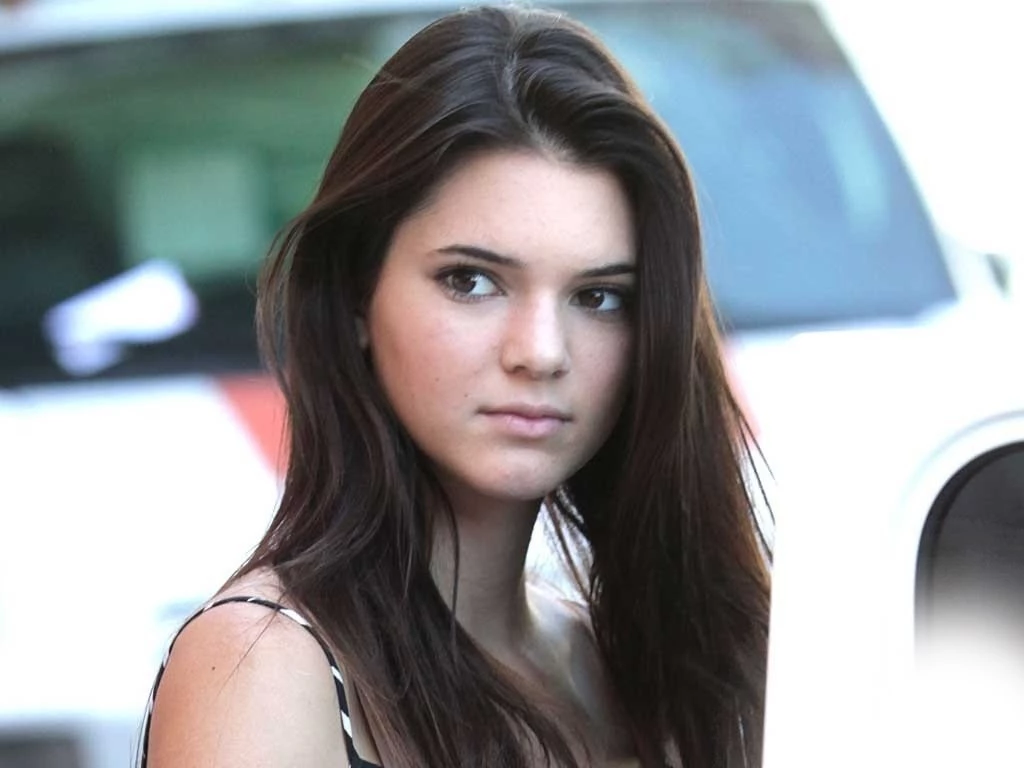 Kendall Jenner HQ Wallpapers