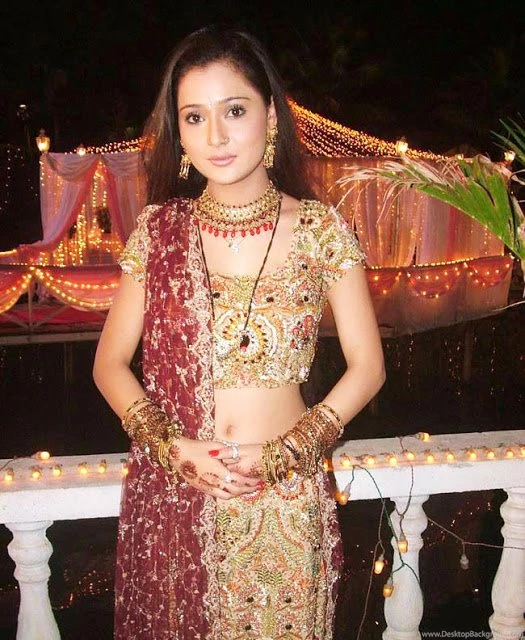 Sara Khan HD Wallpapers Free Download ~ Bollywood HD Wallpapers 2015