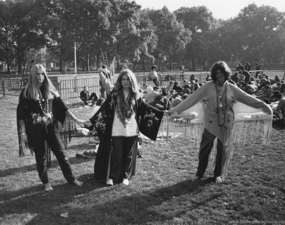 A Brief History Of The Hippie Cultural Movement