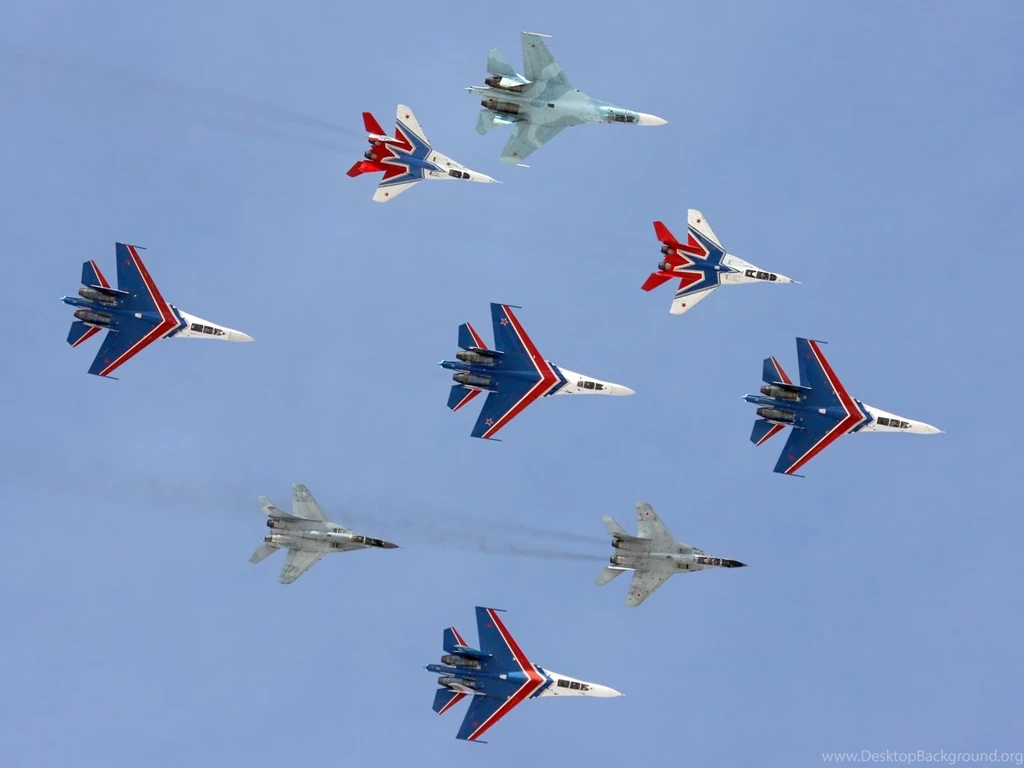 Sukhoi Su 27 Flanker Among Fire Flare Aircraft Wallpapers 3684