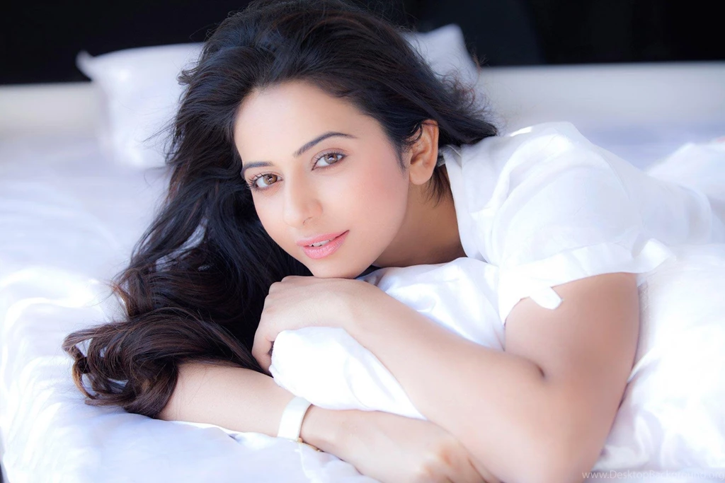 Rakul Preet Singh Hd Wallpapers (2014)