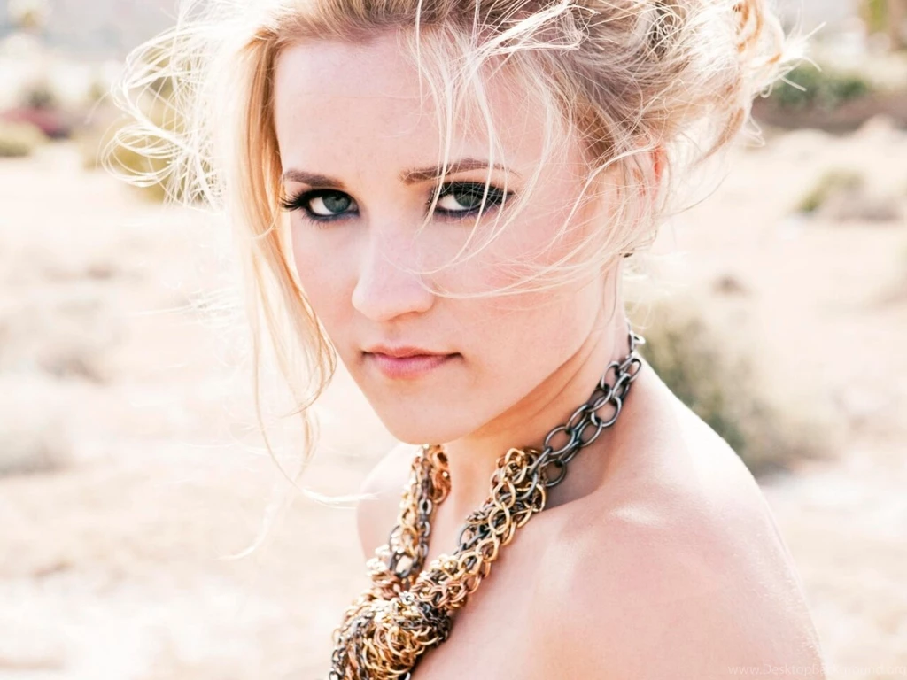 Emily Osment HD Wallpapers