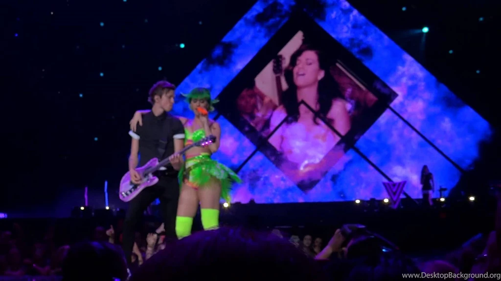 Katy Perry "Teenage Dream" PRISMATIC WORLD TOUR TAMPA YouTube