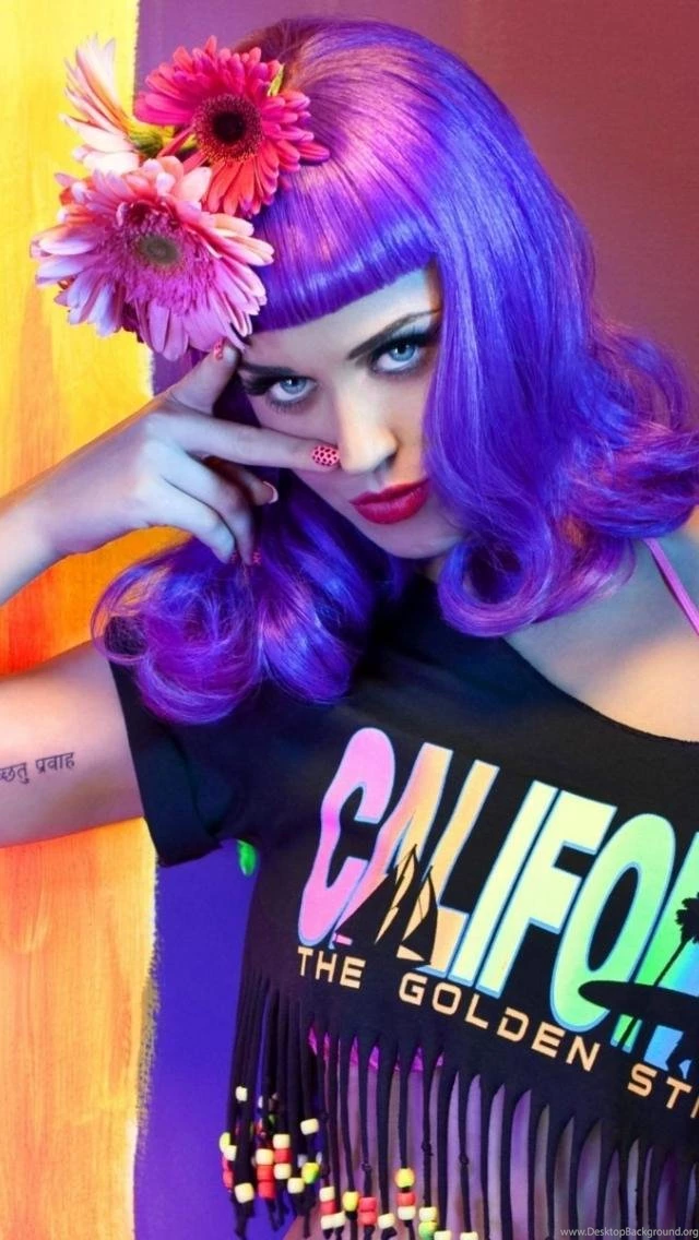 SuperHD.pics: Katy Perry WIG Colors Peace Sign Teenage Dream ...