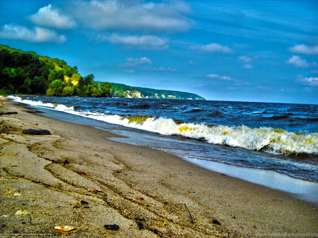 261360_more_ pesok_ plyazh_ leto_ hdr_ volny_ oblaka__3648x2736_www.Gde Fon.com.jpg