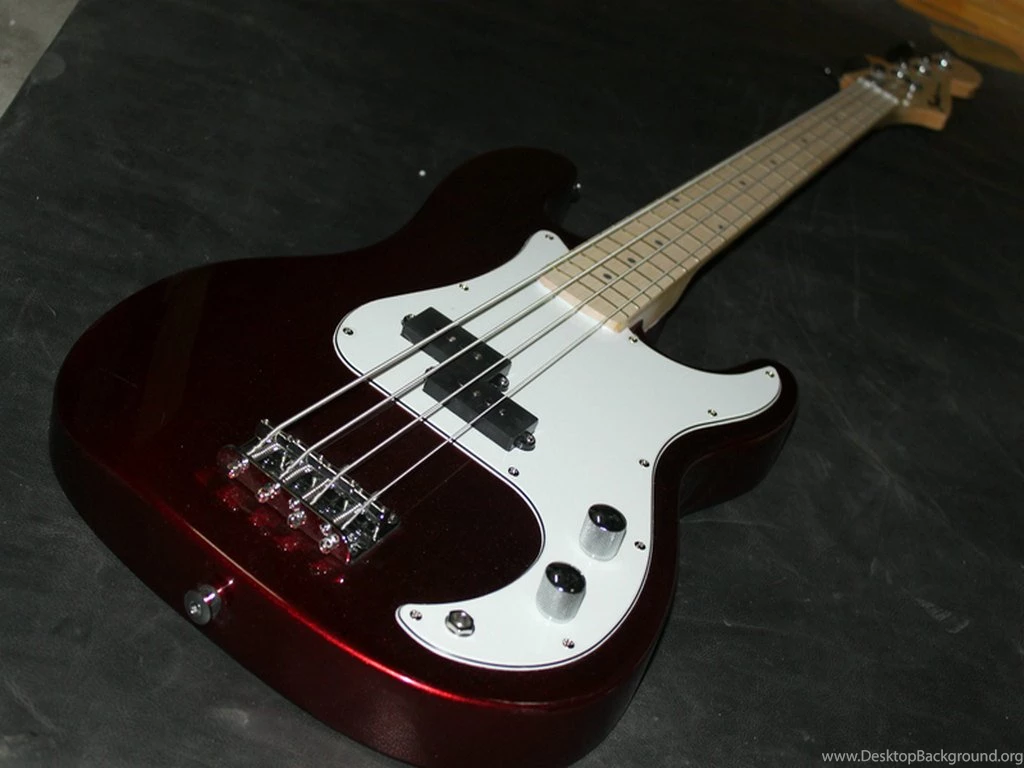 Psonst: Fender Bass Guitar Images