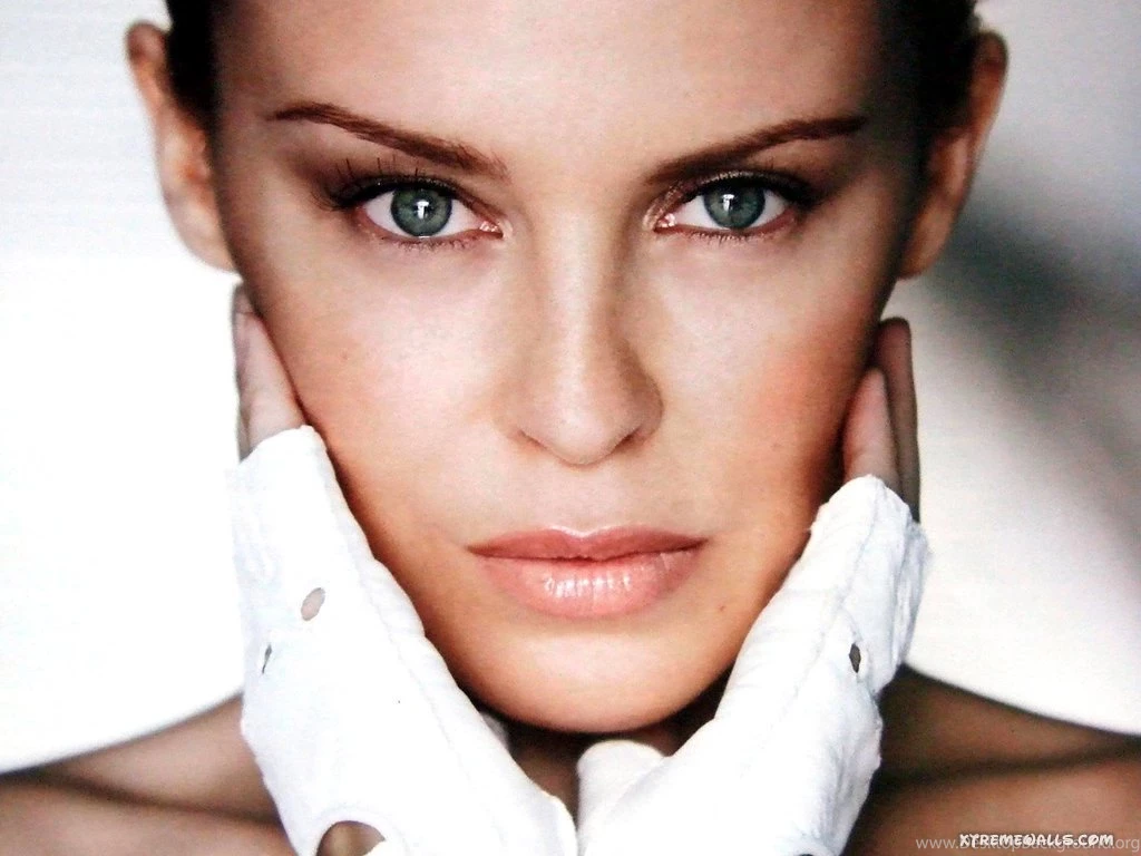Free Kylie Minogue Wallpapers