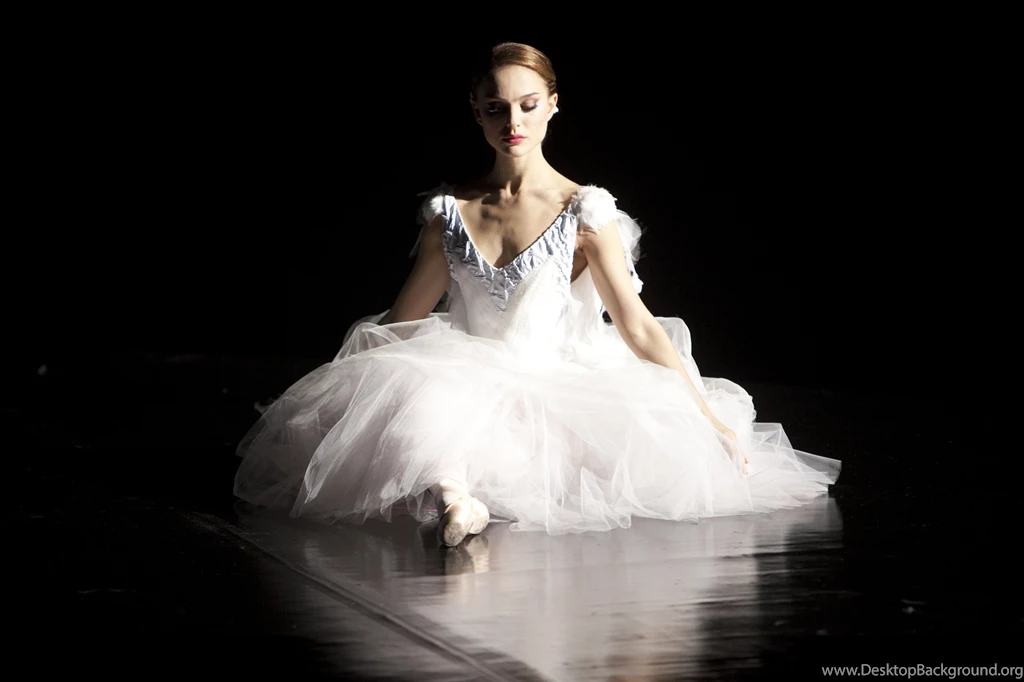 Black Swan Wallpaper Photo Natalie Portman as Nina Sayers 2 · A ...