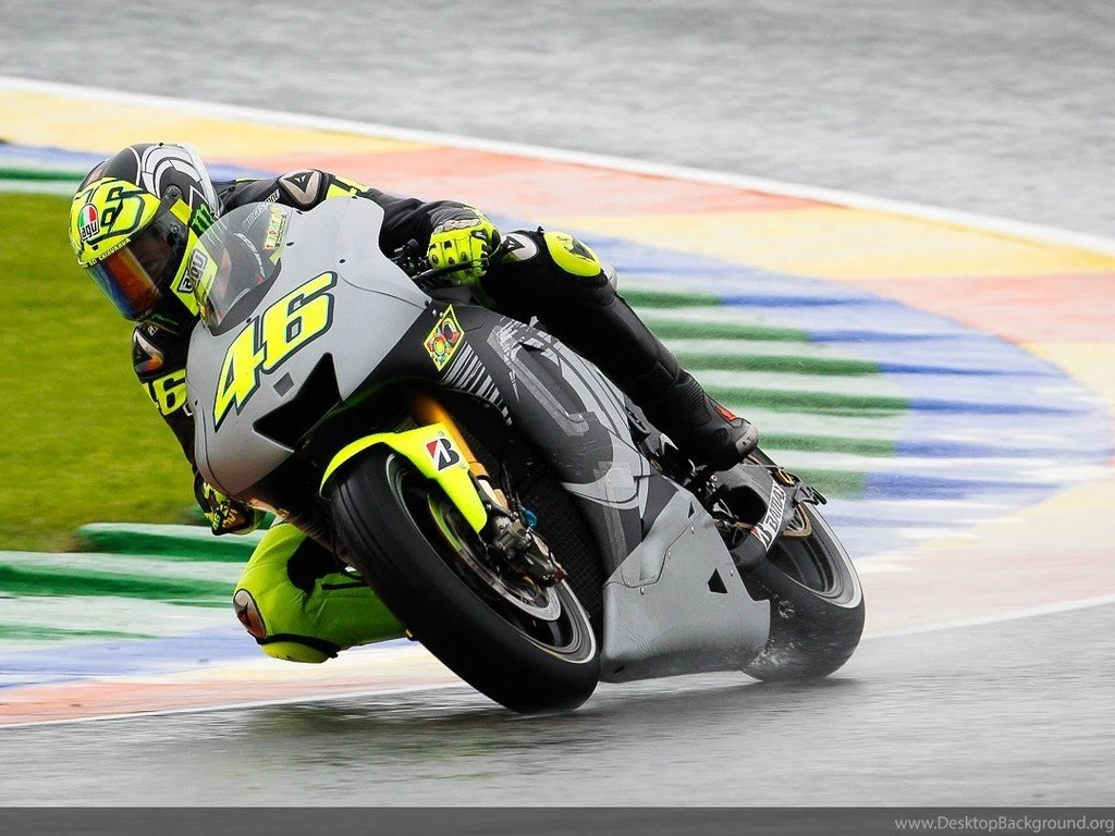 Moto Gp Valentino Rossi Yamaha M1 The Doctor Wallpapers ...