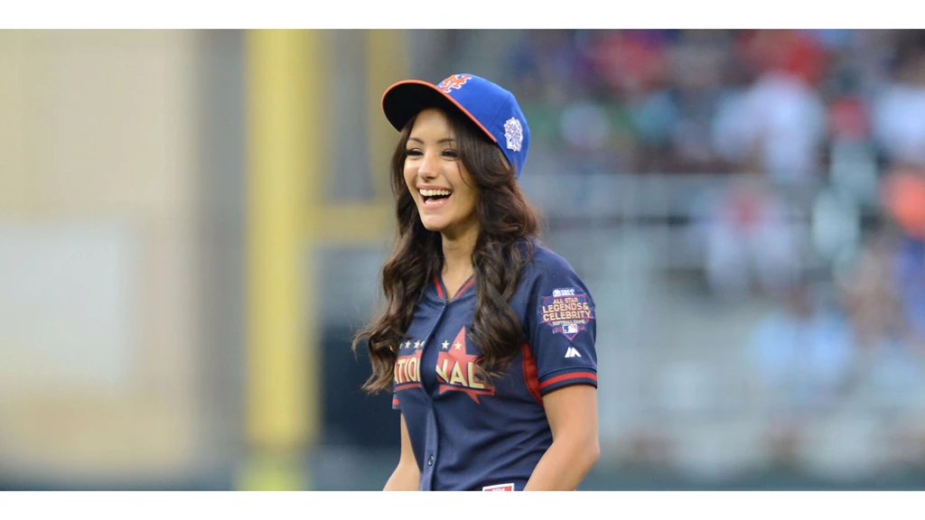 Cutest 4K Melanie Iglesias Wallpapers