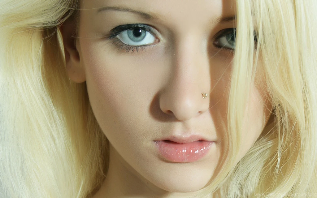 HD Beautiful Face Girl Wallpapers