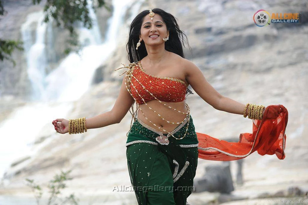 Anushka Latest Images Photos Pics Stills In Rudramadevi