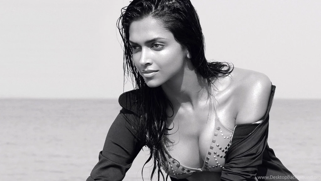 Deepika Padukone Hot HD Wallpapers
