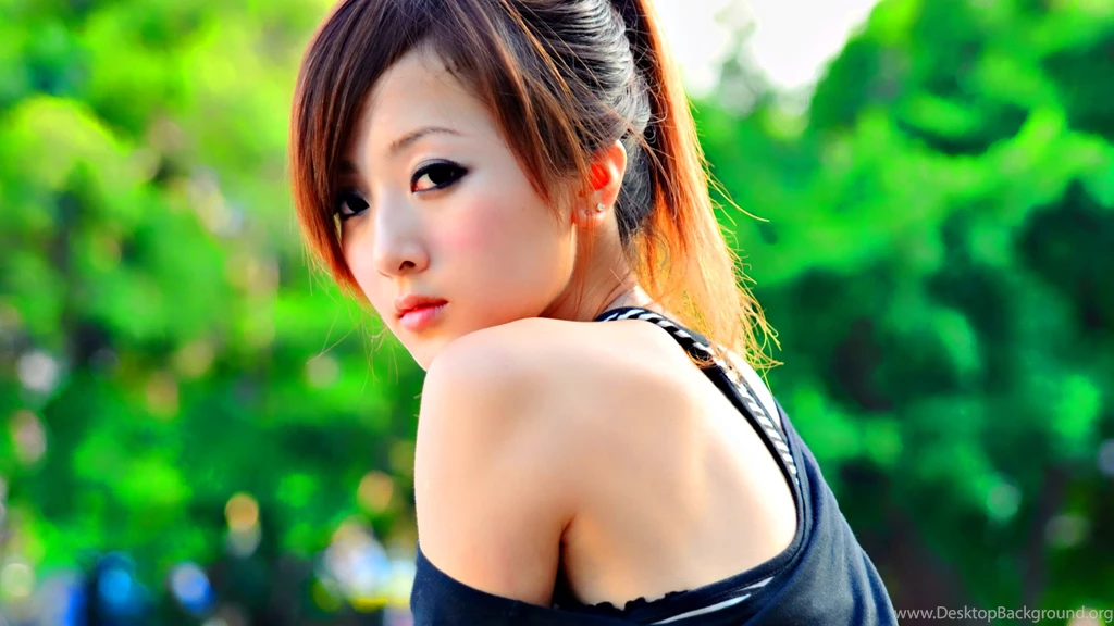 Sweet Girl Wallpapers 2560x1600px