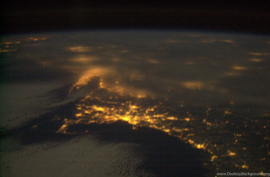 Esc Large Iss006 High Resolution