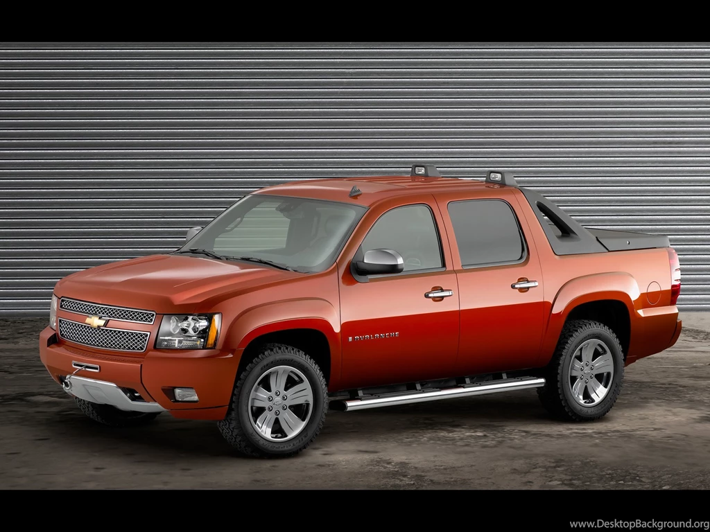 2007 Chevrolet Avalanche Z71 Plus Side Angle 1920x1440 Wallpapers