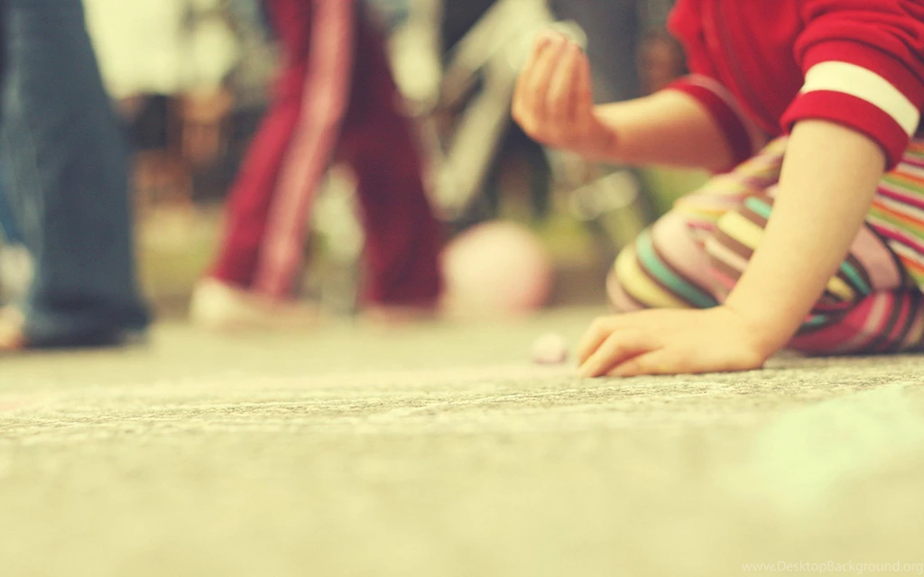 Kids Playing With Chalk Wallpapers 3010 2560x1600 UMad.com