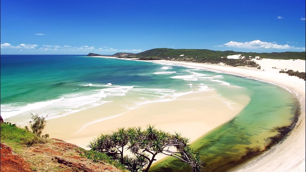 Sunny Beach Wallpapers