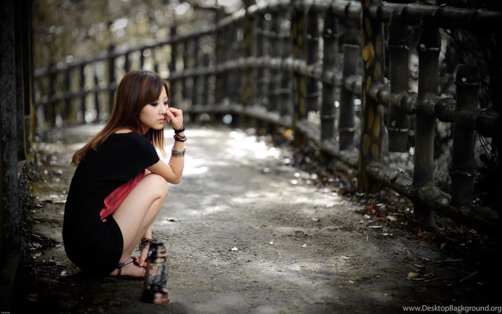 Girl Meditating HD Wallpapers ~ Toptenpack.com
