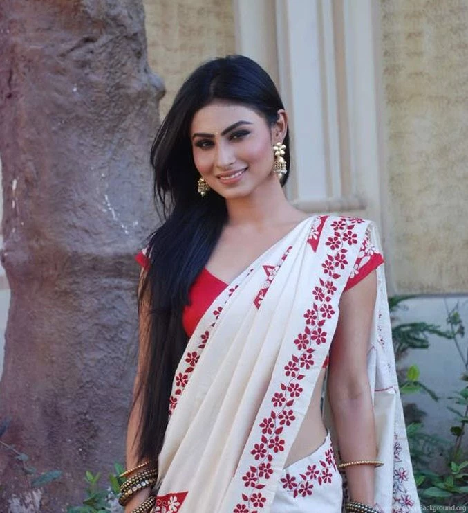 Wallpapers Mauni Home Photo Gallery Hot Mouni Roy Tv Actress ...
