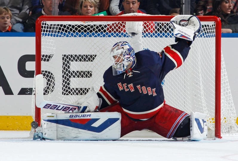 Henrik Lundqvist Save