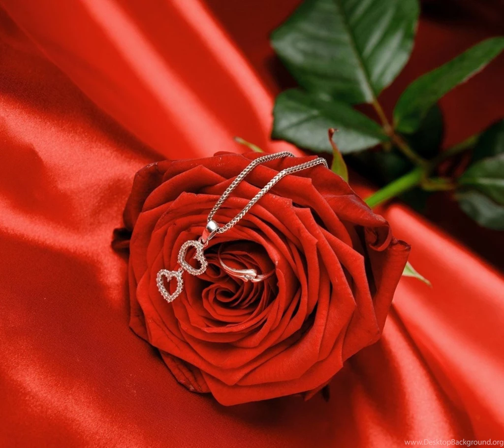 Red Silk And Diamond Heart Pendant Wallpapers For Android 720x1280