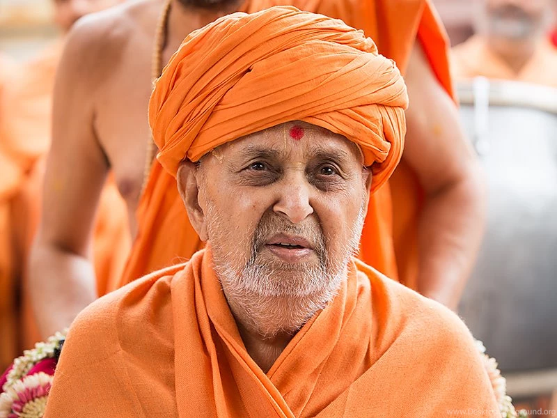 Jay Swaminarayan Wallpapers: Pramukh Swami Maharaj In Sarangpur ...