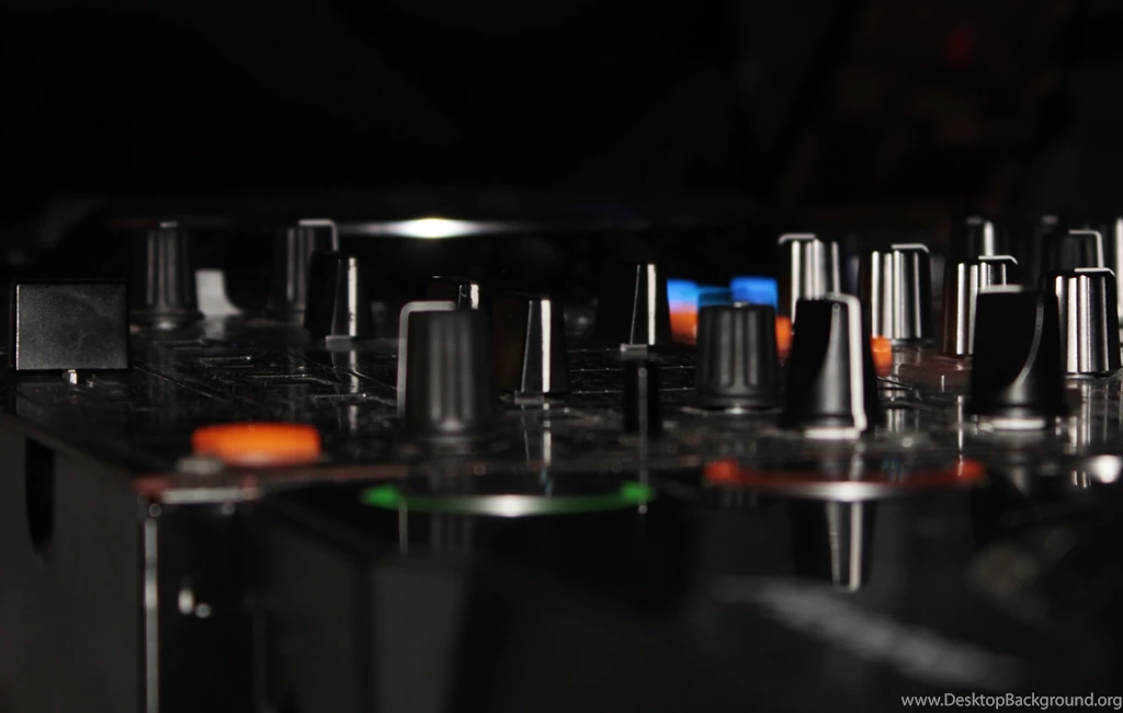 Download Mixers DJ Wallpapers 1920x1080