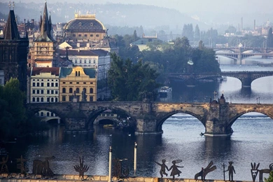 Vltava river prague_1680x1050_74075.jpg
