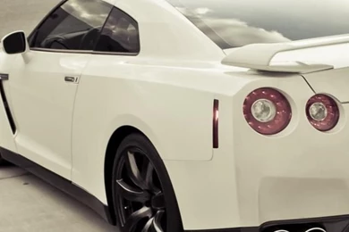 HDscreen: Nissan GT R R35 White Cars Desktop Bakcgrounds