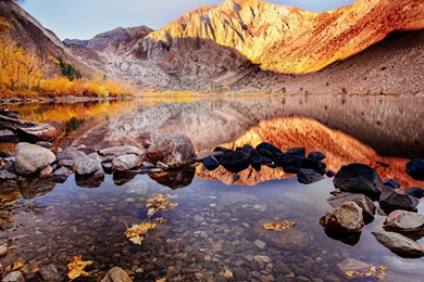 Convict_Lake_Autumn_View_uhd.jpg