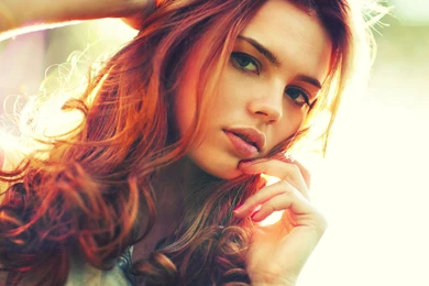 Girl Wallpapers Mobile