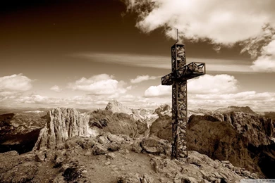 Download Sunrise At The Cross Wallpapers 1920x1080