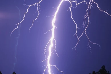 Download Massive Lightning Wallpapers For Samsung Galaxy Tab