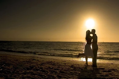 Kissing Wallpapers HD