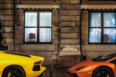 640x1136 Lambos In London Iphone 5 Wallpapers