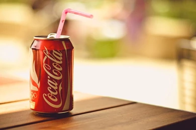 Coca Cola Can Wallpaper 3.jpg