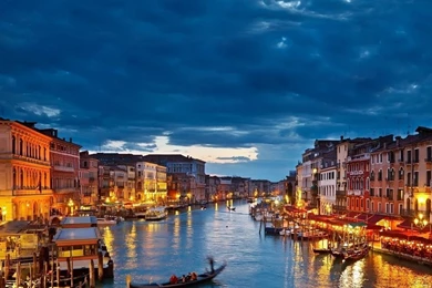 Night In Venice iPad Air Wallpapers Download