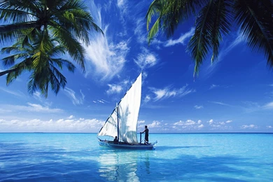 Sailing Over Indian Ocean Wallpapers