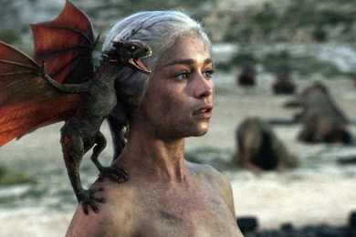 Emilia Clarke (Daenerys Targaryen – Game Of Thrones) Wallpapers ...