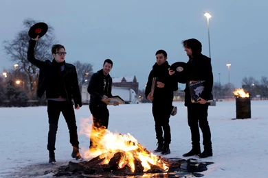 7 Fall Out Boy HD Wallpapers