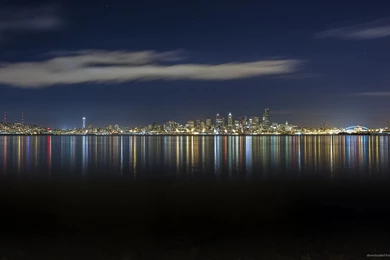HD Mostly Clear Night In Seattle Wallpapers