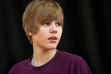 Wall Hit: Justin Bieber Wallpapers